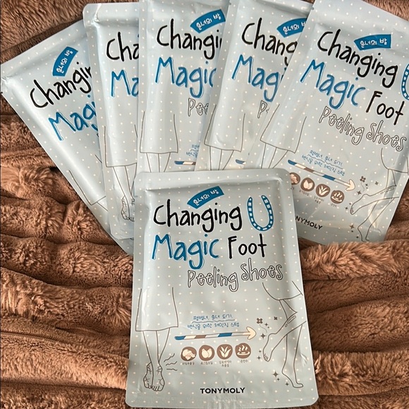 Changing Magic Foot Peeling Shoes - White - Picture 1 of 1